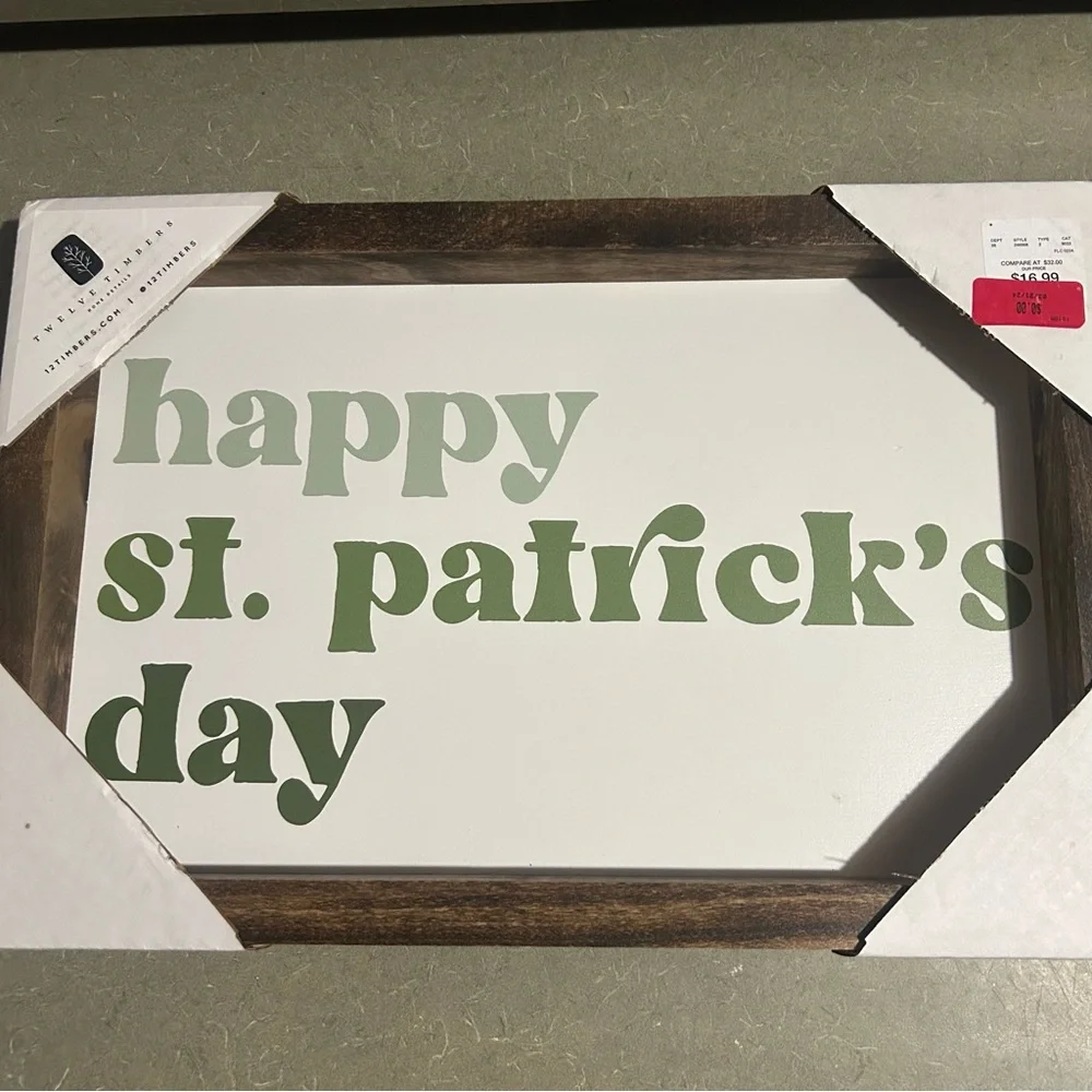 Twelve Timbers Happy St. Patrick's Day Framed Wooden Sign 12”x18”